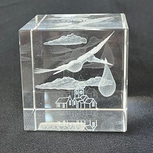 Crystal Cube Sculpture: Baby's New Arrival: BRAND NEW